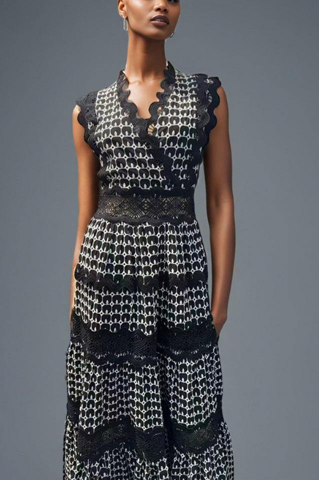 Women's Laser Cut Wavy Trim Maxi Dress