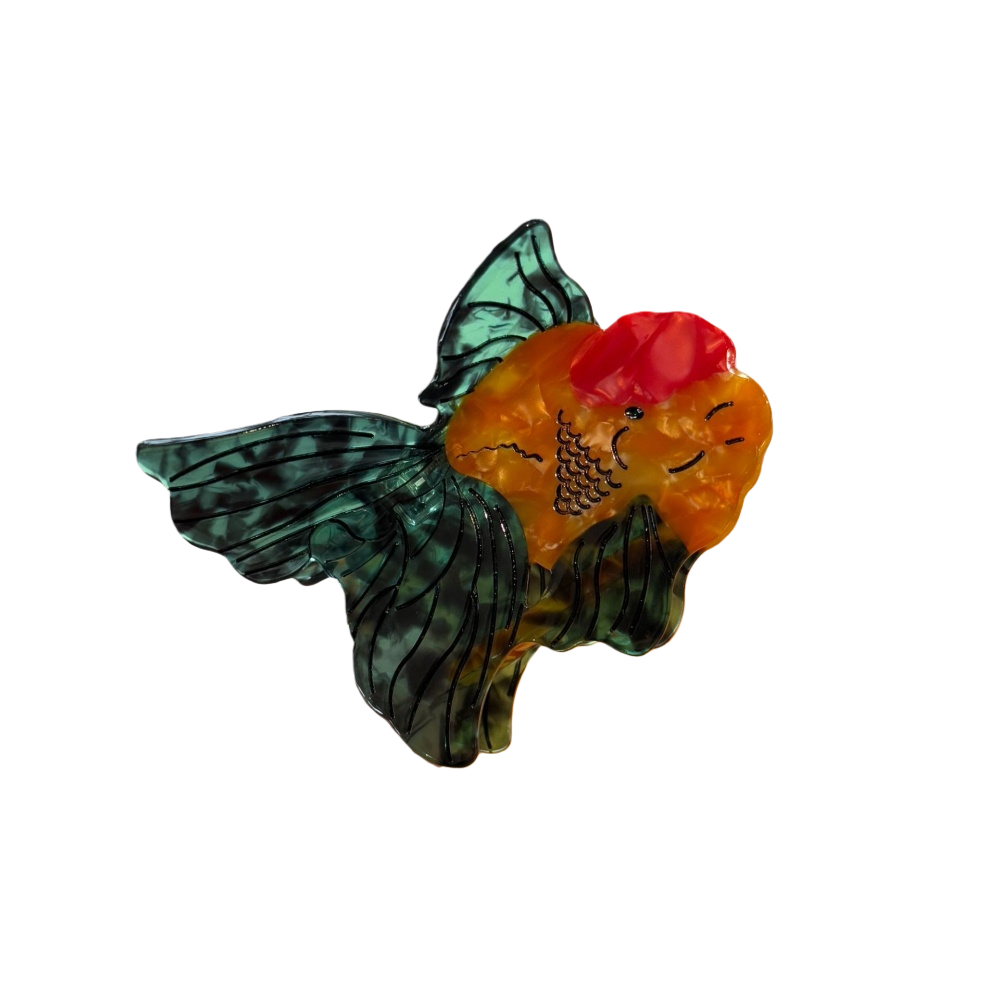Green-tailed goldfish claw clamp hair clip by Alorar, featuring a vibrant design and sturdy grip for stylish hair styling.